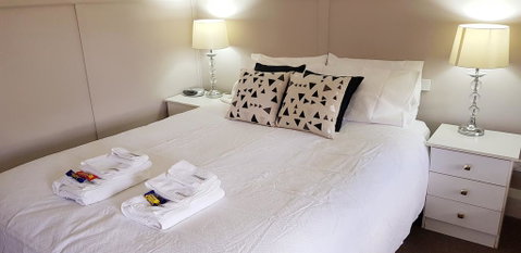 Coppers Hill Private Accommodation - Schoolies Week Accommodation 2