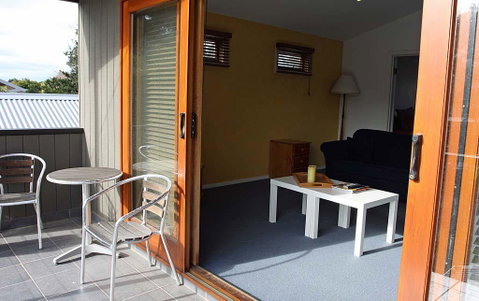 Corsair Breeze - Schoolies Week Accommodation 2