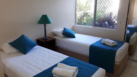 Costa Royale Trinity Beach - Schoolies Week Accommodation 2