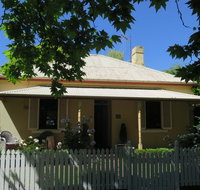 Dalton Cottage - Schoolies Week Accommodation