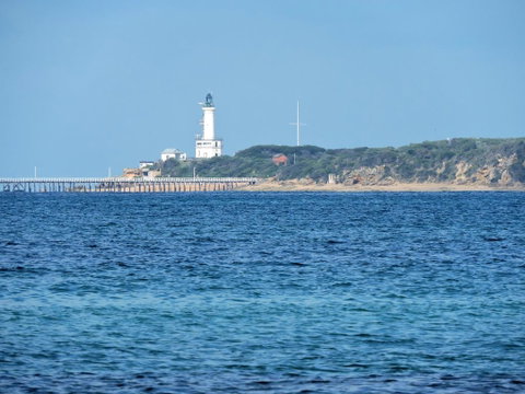 Delightful Cottage - Schoolies Week Accommodation 1