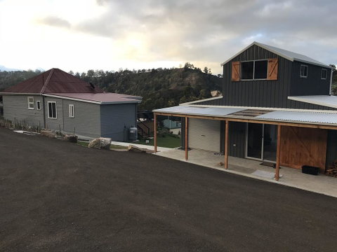 Derby Digs Barn - Schoolies Week Accommodation 1