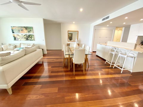 DIRECT BEACH ACCESS - 3 BED APART - CABARITA BEACH - Schoolies Week Accommodation 3