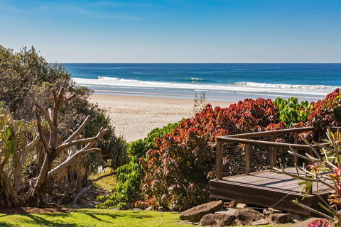 DIRECT BEACH ACCESS - 3 BED APART - CABARITA BEACH - Schoolies Week Accommodation 0