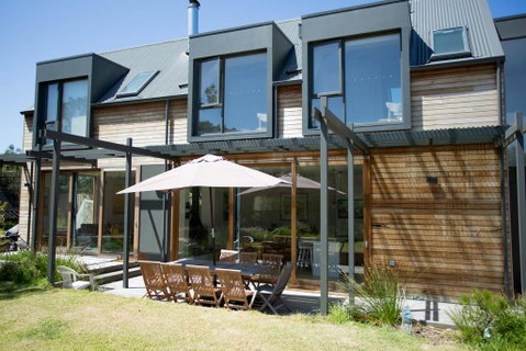 Dreamlands - Schoolies Week Accommodation 0