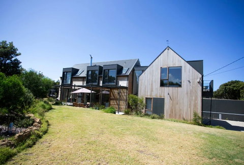 Dreamlands - Schoolies Week Accommodation 1
