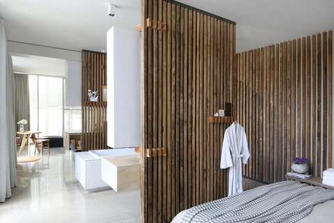 Drift House - Schoolies Week Accommodation 1