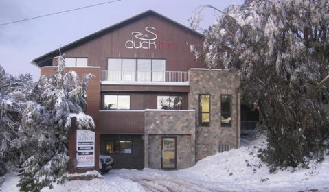 Duck Inn Mt Buller - Schoolies Week Accommodation 0
