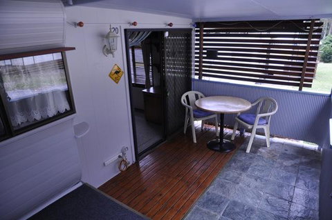 Durras Lake North Holiday Park - Schoolies Week Accommodation 3