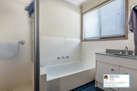 Eagle Bay Cottage - Schoolies Week Accommodation 2
