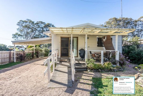 Eagle Bay Cottage - Schoolies Week Accommodation 3