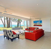 Ebb and Flow  Corlette - Schoolies Week Accommodation