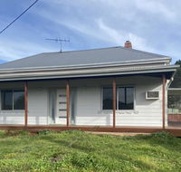 Ellalong Lagoon Home with a view - Schoolies Week Accommodation