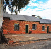 Emma Tiver Heritage Cottage - Schoolies Week Accommodation