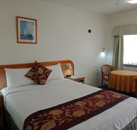Espana Motel - Schoolies Week Accommodation