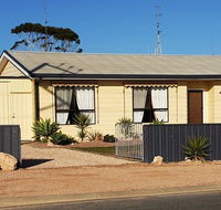 Fancy Moonta Bay - Schoolies Week Accommodation