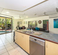 Fannie Bay Art House - Schoolies Week Accommodation