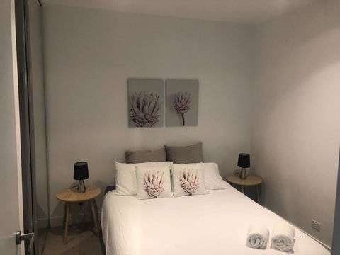 Fantastic Fitzroy - Huge House For A Magical Time! - Schoolies Week Accommodation 2