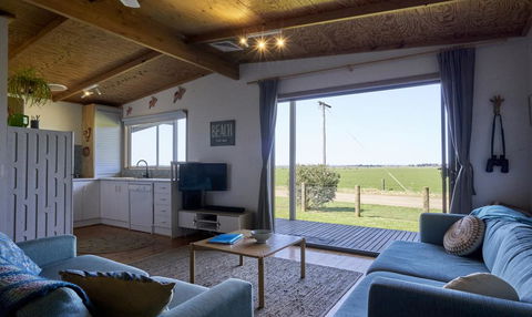 Far View - Schoolies Week Accommodation 0