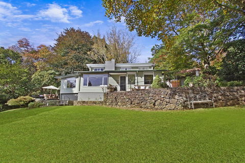 FARCRY - Schoolies Week Accommodation 1