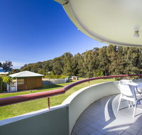 Fathoms 8 - Mollymook - Schoolies Week Accommodation