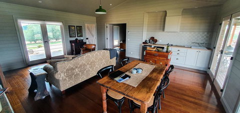 Fellcroft Farmstay - Schoolies Week Accommodation 3