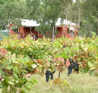 Fergies Hill Spa Cottage  Granite Ridge Wines - Schoolies Week Accommodation