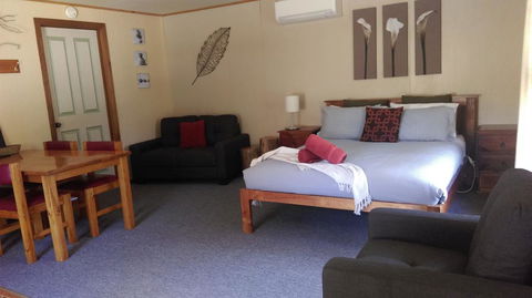 Fernleigh Accommodation - Schoolies Week Accommodation 3
