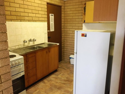 Flat 1-3 Bay Lane - Schoolies Week Accommodation 1