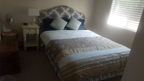 Flat In Heart Of Griffith - Schoolies Week Accommodation 1
