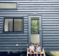 Francisco d'Anconia Tiny House - Schoolies Week Accommodation