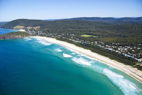 FRANGIPANI BEACH HOUSE - PET FRIENDLY 22 Belbourie Cres Boomerang Beach - Schoolies Week Accommodation 1