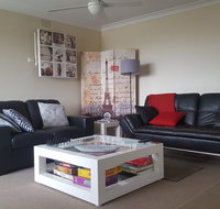 Gateway to the Surf Coast and Geelong - Schoolies Week Accommodation