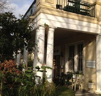 Georgian Court BB Guest House - Schoolies Week Accommodation
