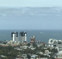 Gladly Inn 2802 - Schoolies Week Accommodation