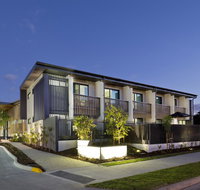 Glen Hotel and Suites - Schoolies Week Accommodation
