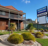 Golden Reef Motor Inn - Schoolies Week Accommodation