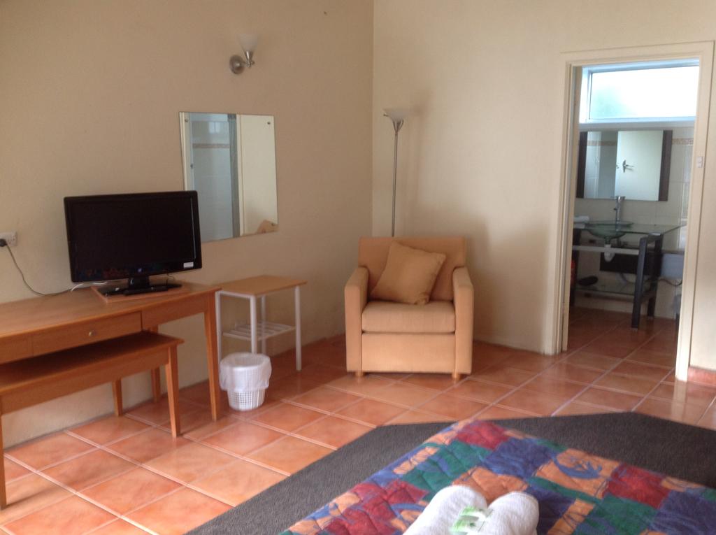Lubeck ACT Schoolies Week Accommodation
