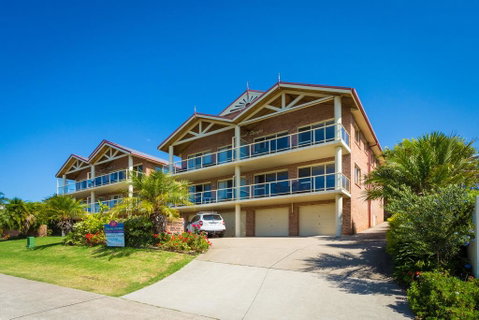 Grand Pacific 1 Unit 1 - Schoolies Week Accommodation 2