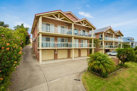 Grand Pacific 2 Unit 1 - Schoolies Week Accommodation 0