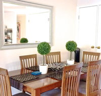 Great for families.Pool  kitchen - Schoolies Week Accommodation