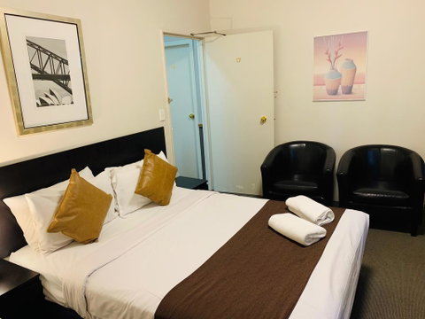 Greenwich Inn Motel - Schoolies Week Accommodation 3