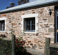 Griffiths Cottage - Schoolies Week Accommodation