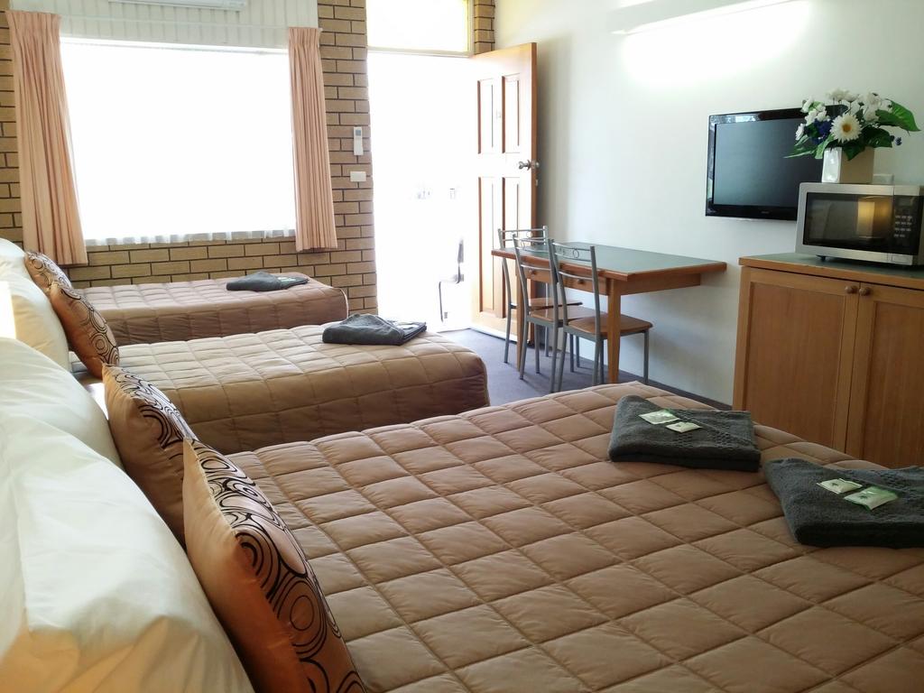 Bald Blair NSW Schoolies Week Accommodation