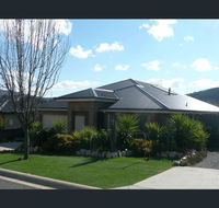 Hampton on Toner - Schoolies Week Accommodation