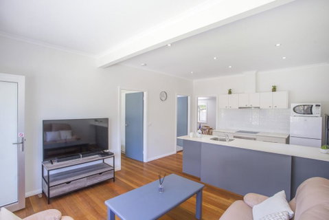 HARBOUR BREEZE - ULLADULLA - Schoolies Week Accommodation 3
