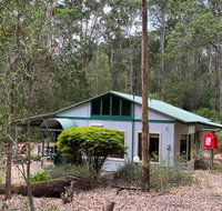 Harmony Forest Cottages  Lake side Lodge - Schoolies Week Accommodation