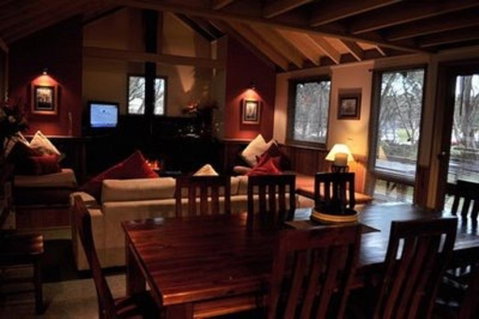 Highlander-DPA - Schoolies Week Accommodation 2