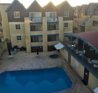 Hillarys Executive Apartment - Schoolies Week Accommodation