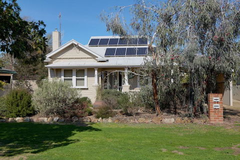 Holistic Haven - Schoolies Week Accommodation 2